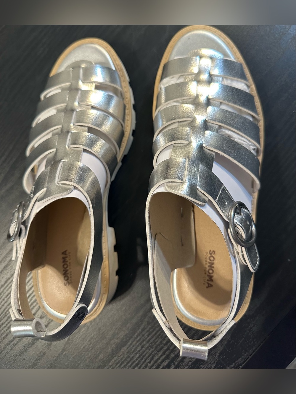 Sonoma Size 8.5 Silver Memory Foam Sandals